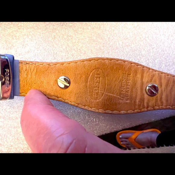 Fossil watch …needs battery… minimal wear - Picture 3 of 4